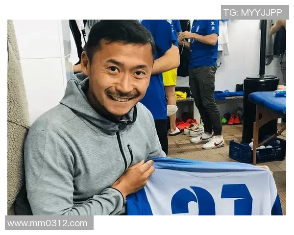 高雷雷足球明星的传奇之路与辉煌成就揭秘